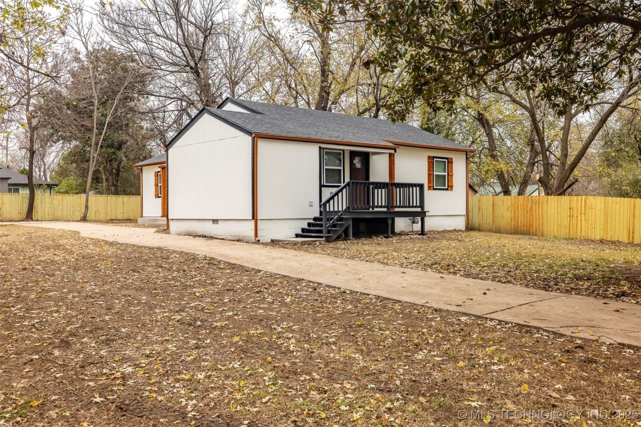 818 N Toledo Avenue, Tulsa, OK 74115 Main Photo