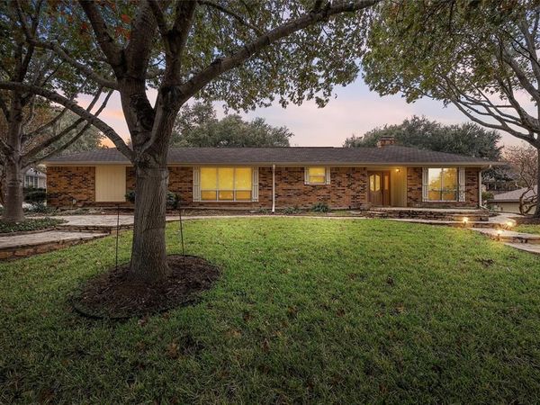 3900 Green Valley Drive, Waco, TX 76710