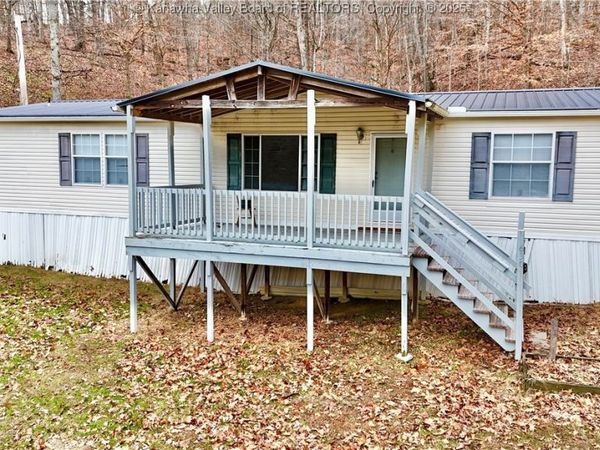 630 Trace Creek Road, Hamlin, WV 25523