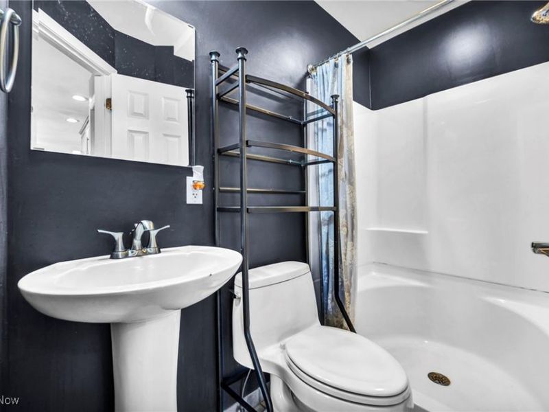 4523 Oakes Road, Brecksville, OH 44141 Photo 30