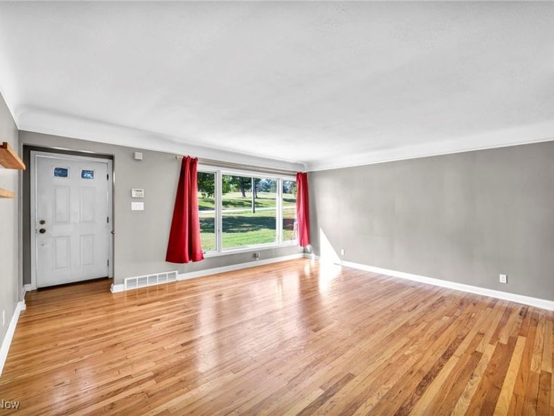 4523 Oakes Road, Brecksville, OH 44141 Photo 5