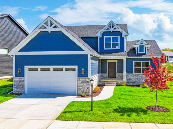 7502 E 116th Avenue, Crown Point, IN 46307