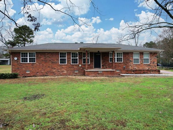 2025 Hawk Street, Cleveland, TN 37323