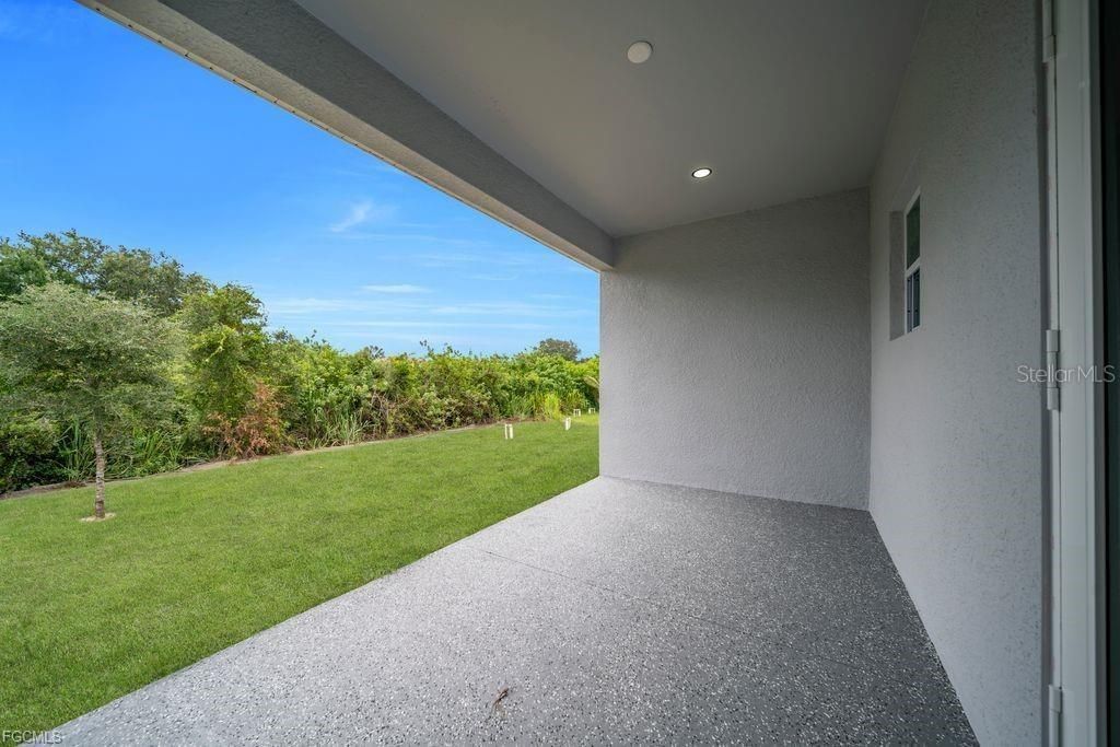 4648/4650 Leonard Boulevard S, Lehigh Acres, FL 33973 Photo