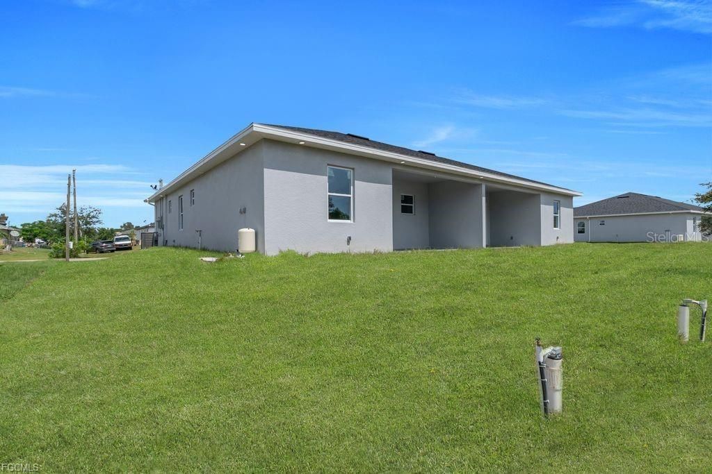 4648/4650 Leonard Boulevard S, Lehigh Acres, FL 33973 Photo