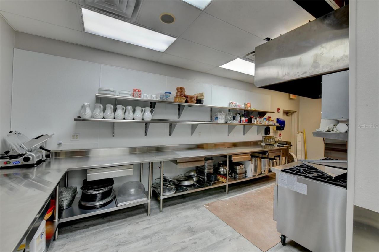 1707 28th Avenue Drive W, Bradenton, FL 34205 Photo