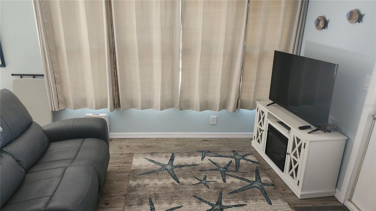 1707 28th Avenue Drive W, Bradenton, FL 34205 Photo