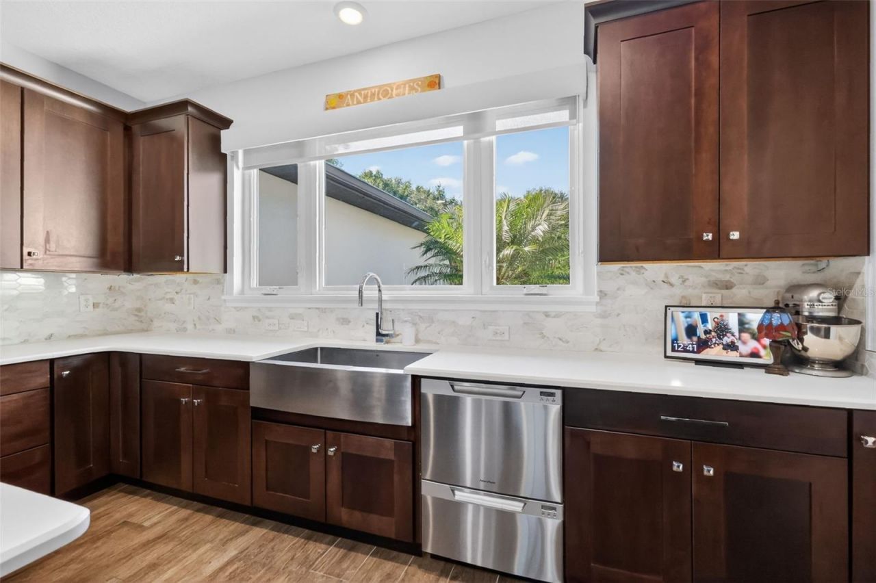 6553 Clayton Street, Mount Dora, FL 32757 Photo