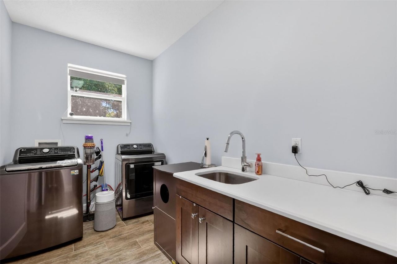 6553 Clayton Street, Mount Dora, FL 32757 Photo