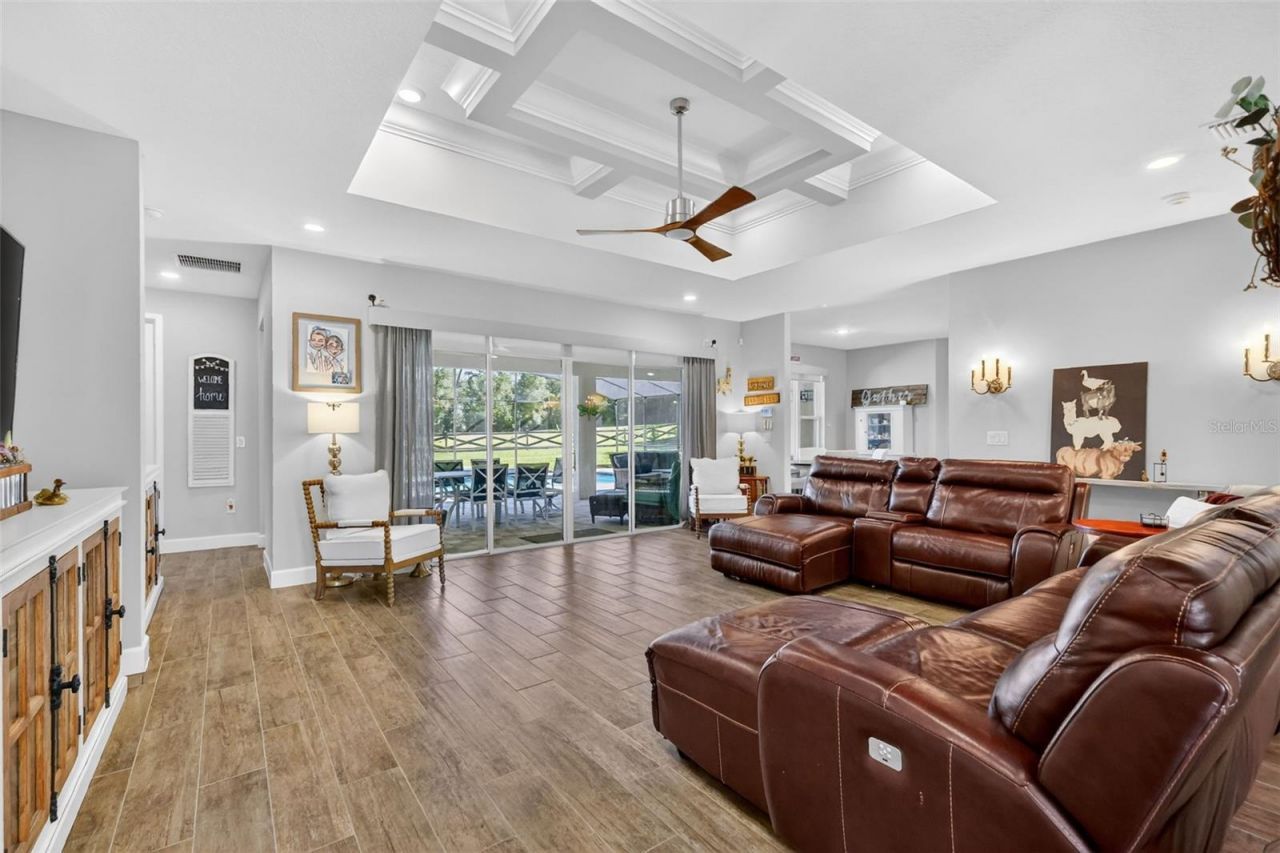 6553 Clayton Street, Mount Dora, FL 32757 Photo