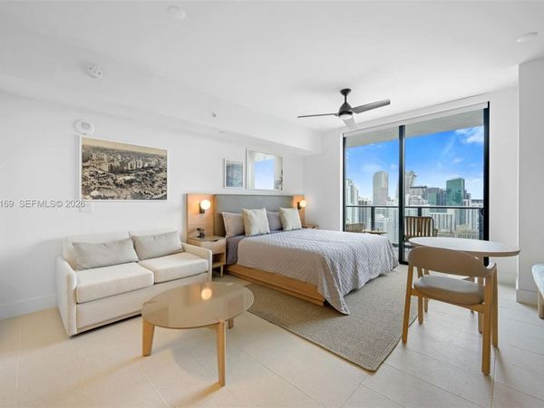 159 NE 6th St, Unit 3810, Miami, FL 33132