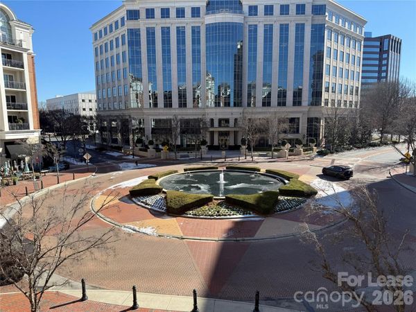 4620 Piedmont Row Drive, Unit 305, Charlotte, NC 28210