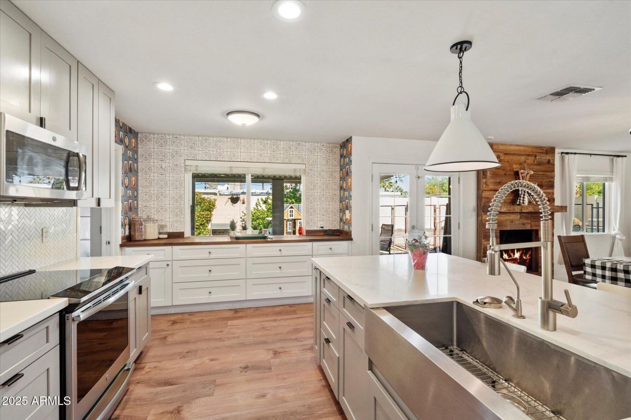 6440 E Jean Drive, Scottsdale, AZ 85254 Main Photo