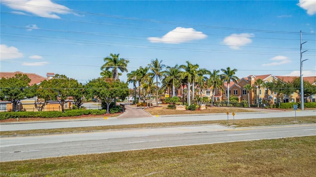 1854 Concordia Lake Cir, Unit 806, Cape Coral, FL 33909 Photo