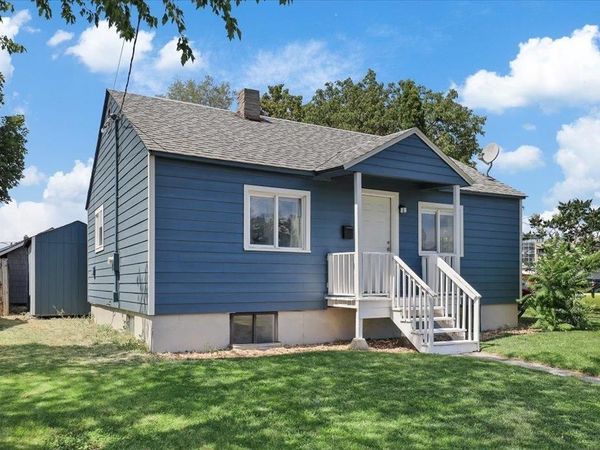 4521 N Lidgerwood St, Spokane, WA 99207