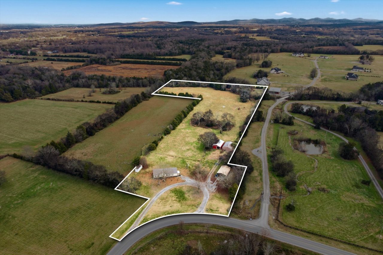9643 Midland Rd, Bell Buckle, TN 37020 Main Photo
