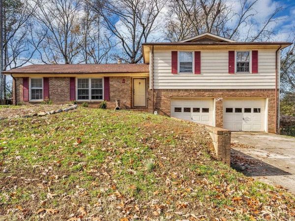 13018 Coys Drive SE, Huntsville, AL 35803