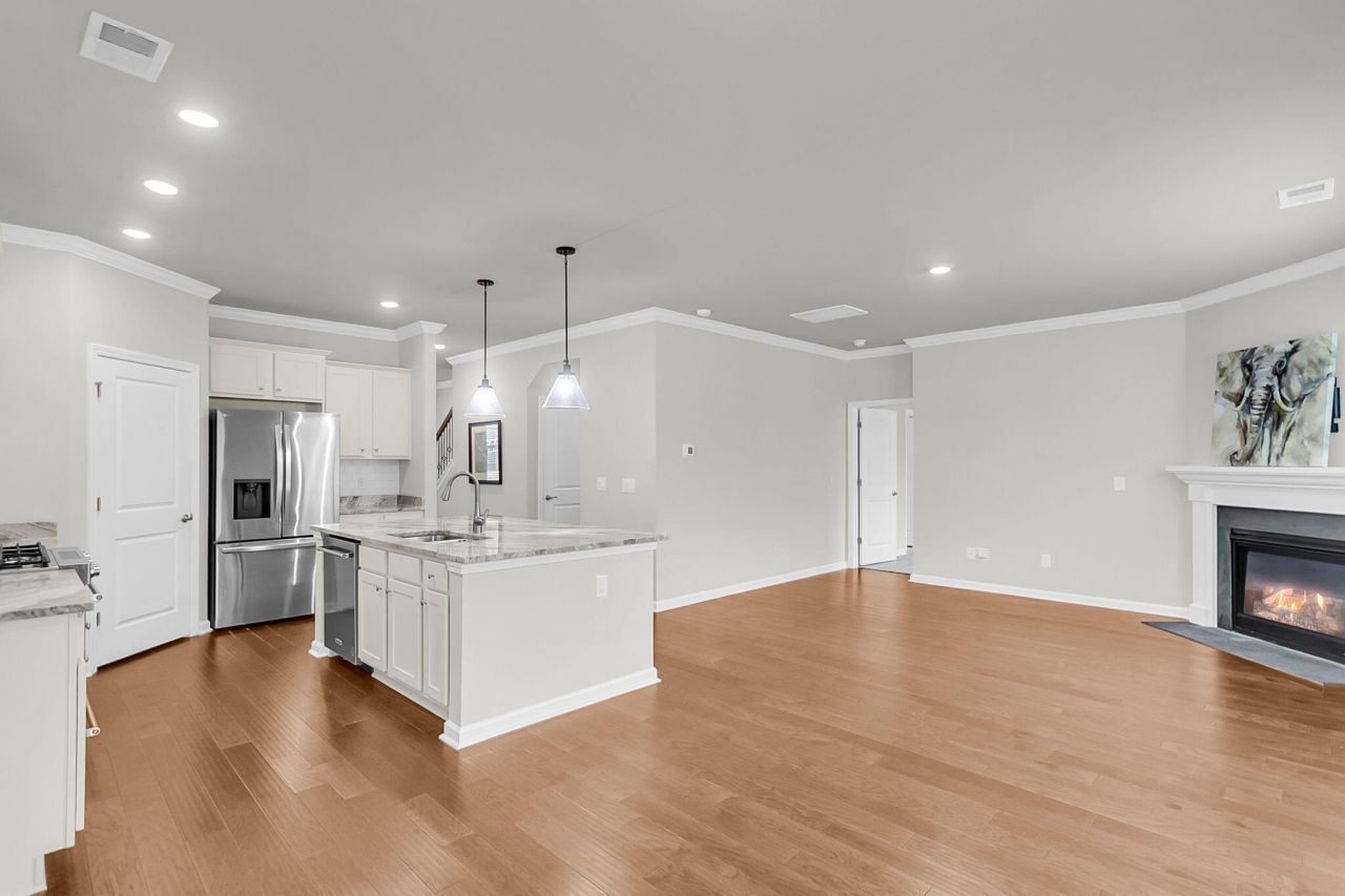 169 Cherry Grove Drive Photo 8