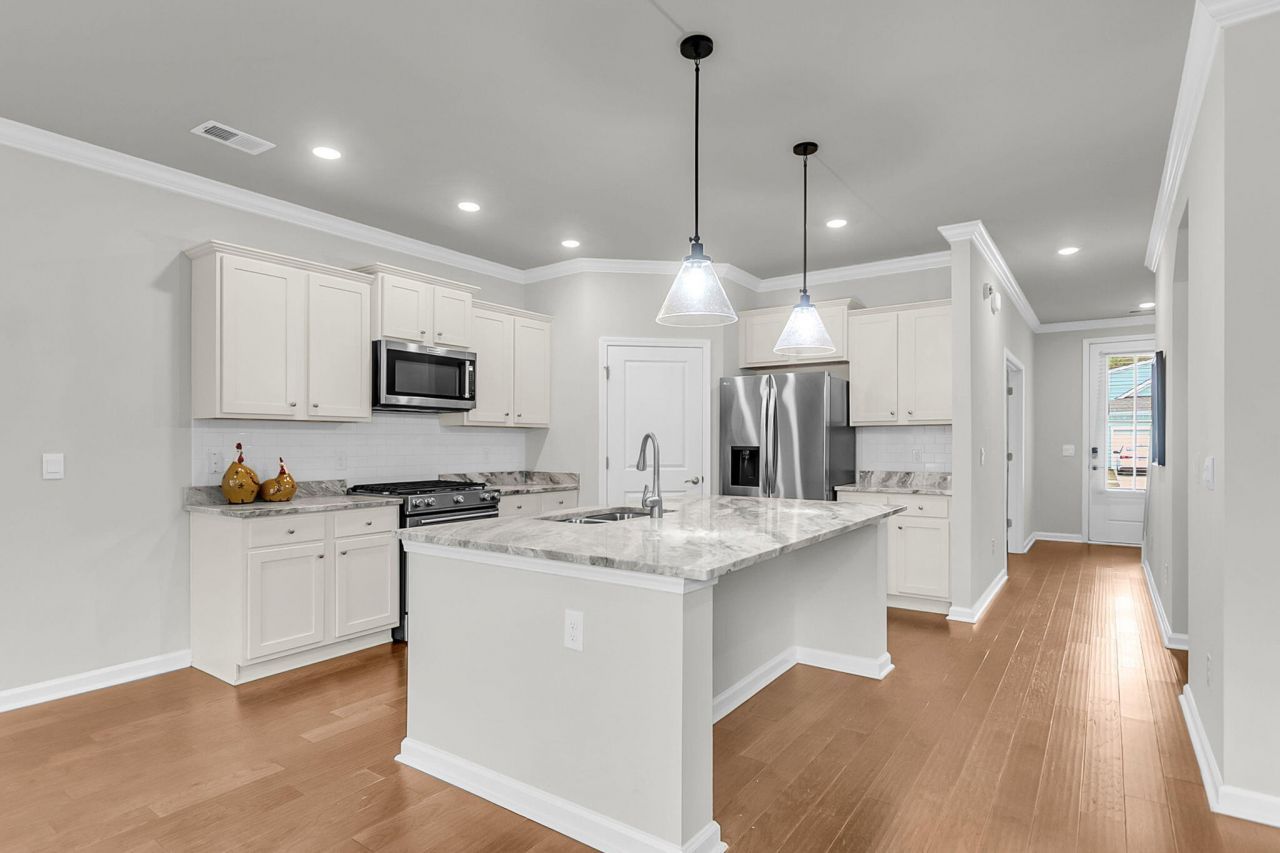 169 Cherry Grove Drive Photo 8