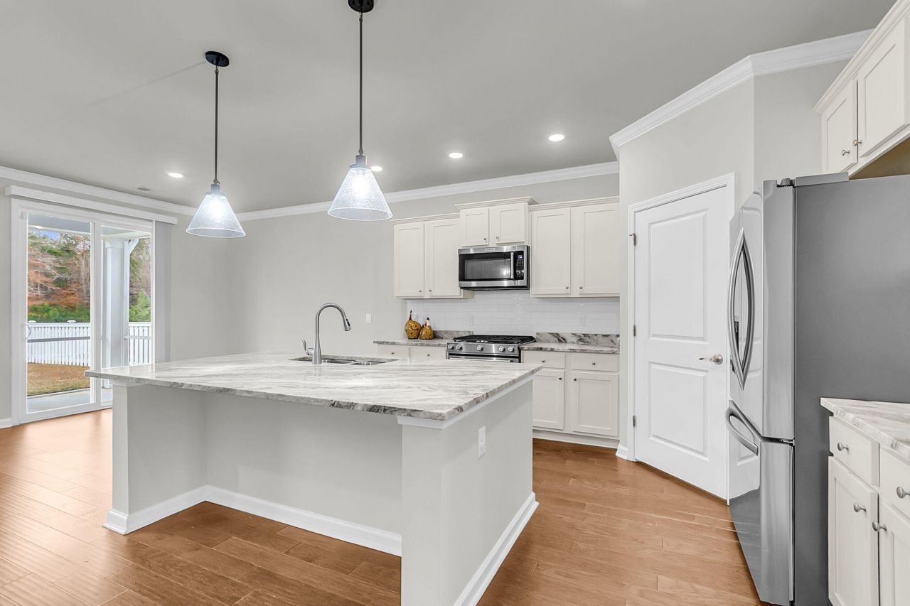 169 Cherry Grove Drive Photo 9