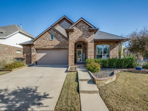200 Oakmont Drive, Argyle, TX 76226