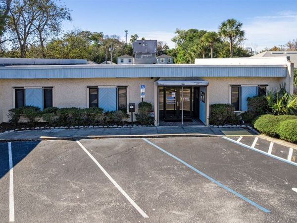 911 S 8TH Street, Fernandina Beach, FL 32034