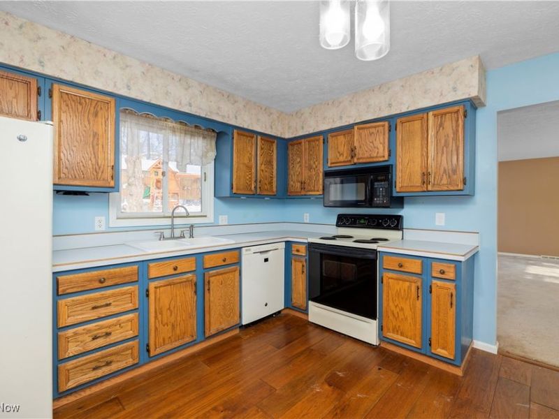 1799 Oak Hill Drive, Kent, OH 44240 Photo 9