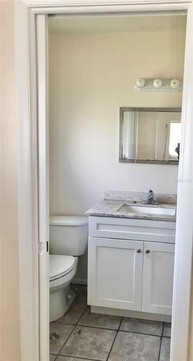 804 67th Avenue Terrace W, Bradenton, FL 34207 Photo