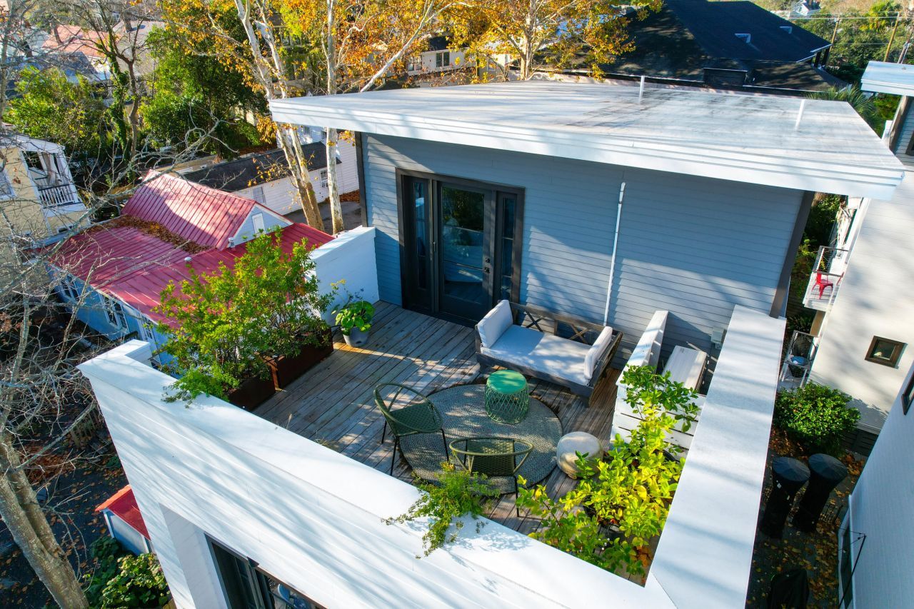 7 Carrere Court Photo 19