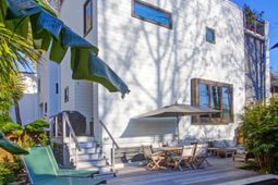 7 Carrere Court photo 4