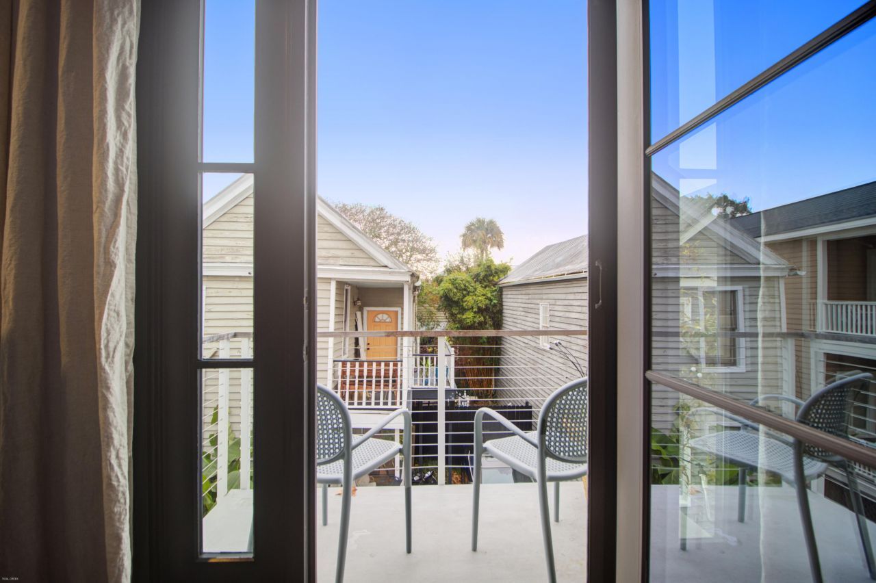 7 Carrere Court Photo 26