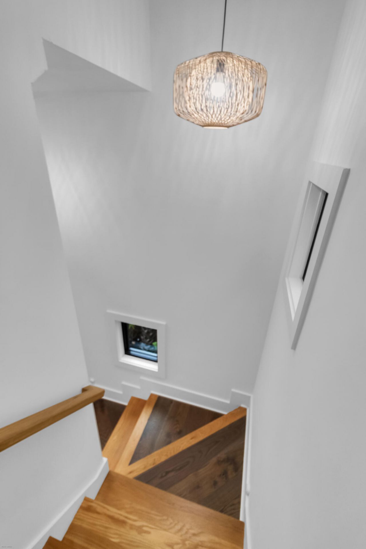 7 Carrere Court Photo 32