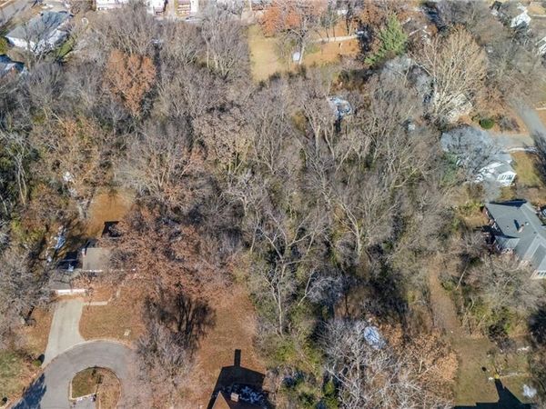 Moss and Eugene Field Avenue, St Joseph, MO 64505