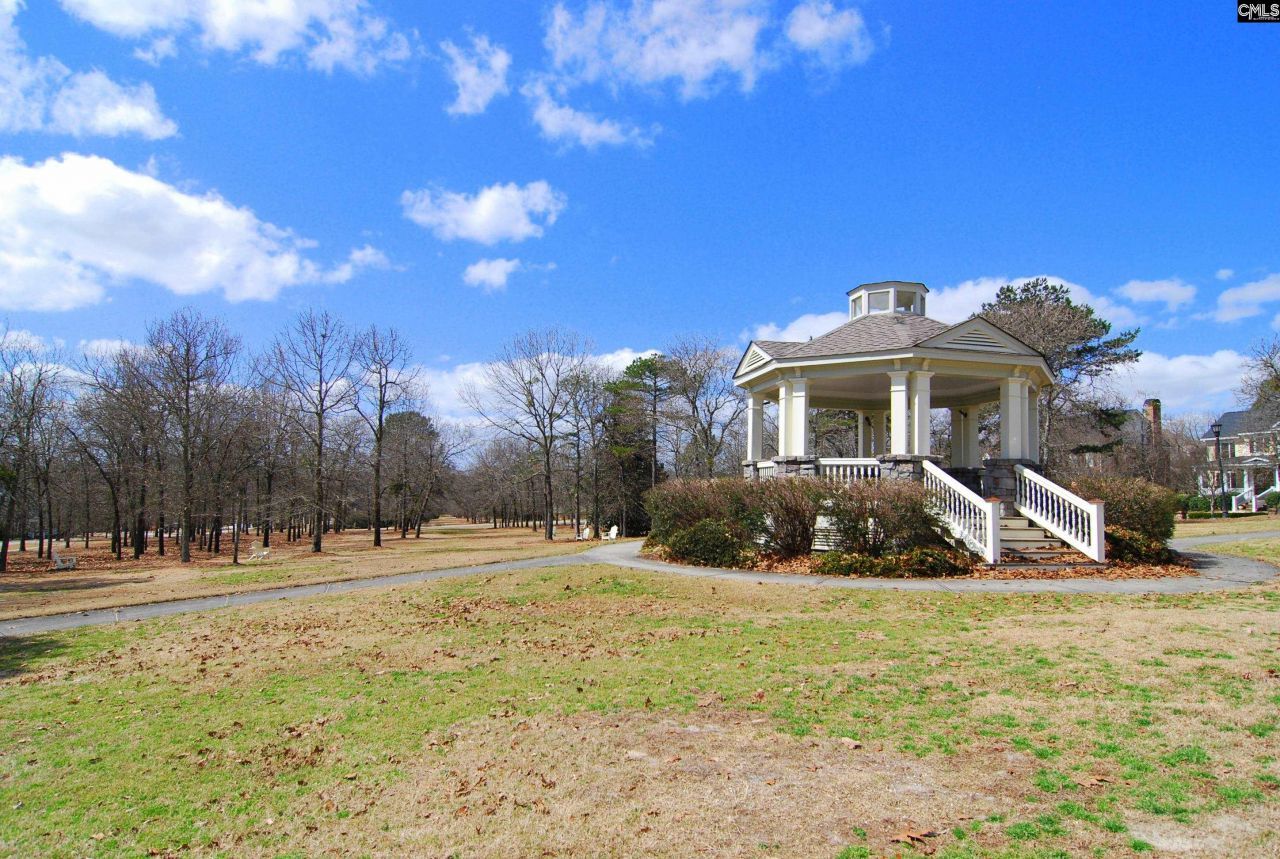 2 Greenside Lane Photo 7