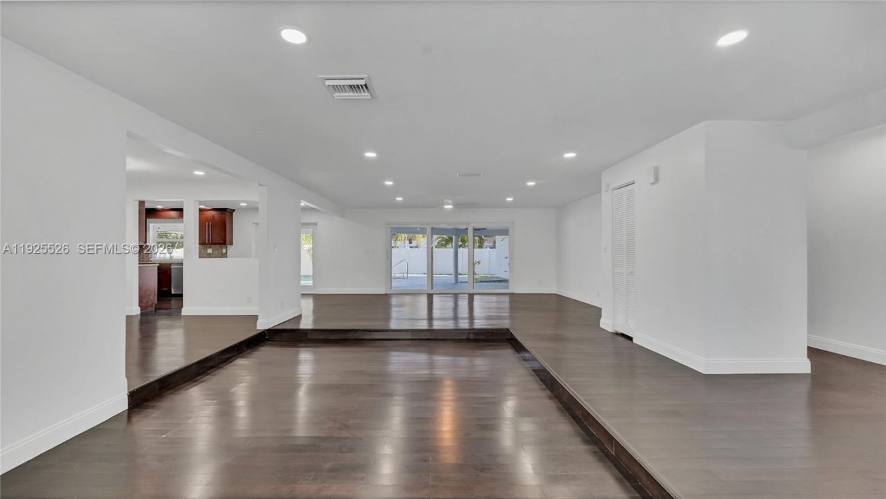 620 NE 2nd St, Pompano Beach, FL 33060 Photo