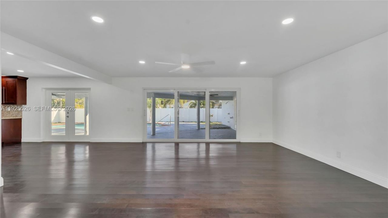 620 NE 2nd St, Pompano Beach, FL 33060 Photo