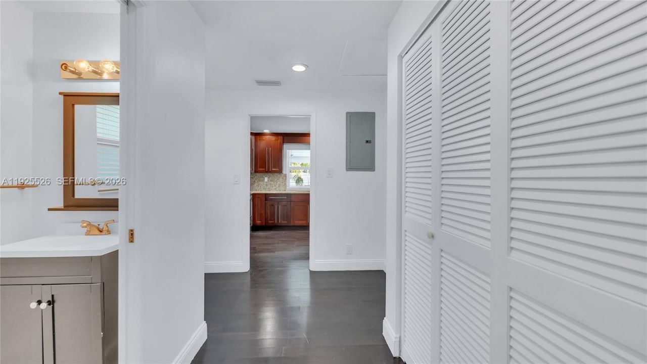 620 NE 2nd St, Pompano Beach, FL 33060 Photo