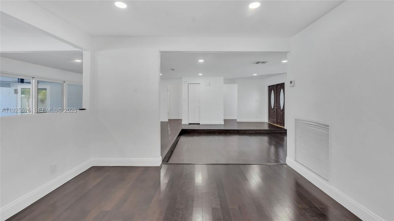 620 NE 2nd St, Pompano Beach, FL 33060 Photo