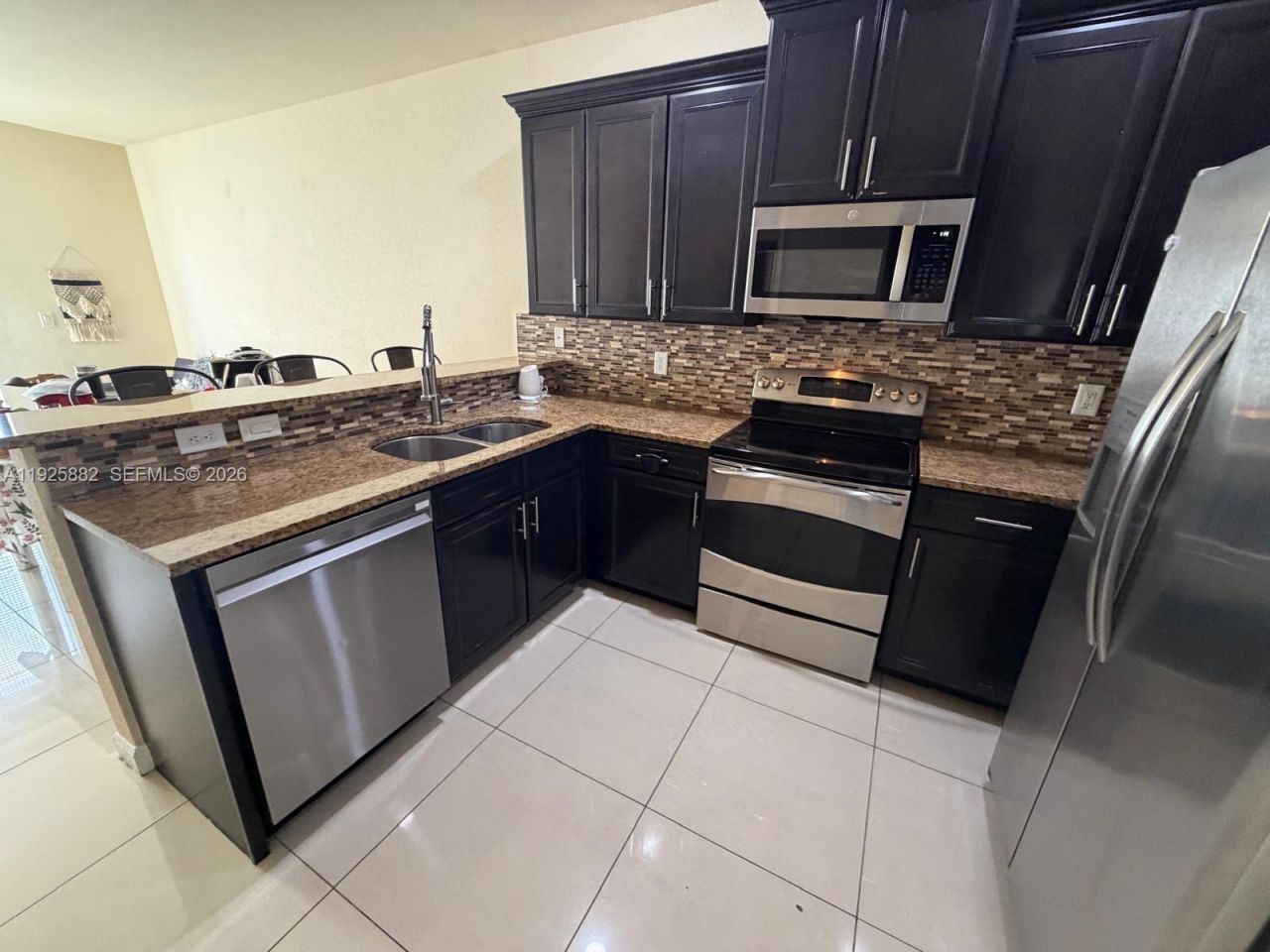 9820 NW 88th St, Doral, FL 33178 Photo