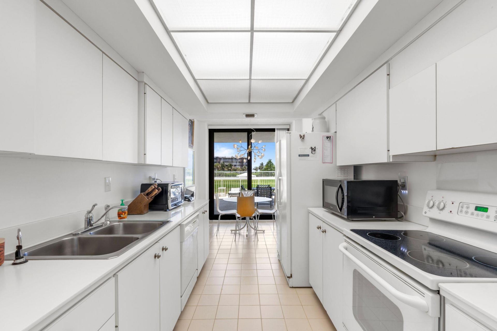 3300 S Ocean Boulevard, Unit 103s, Palm Beach, FL 33480 Photo