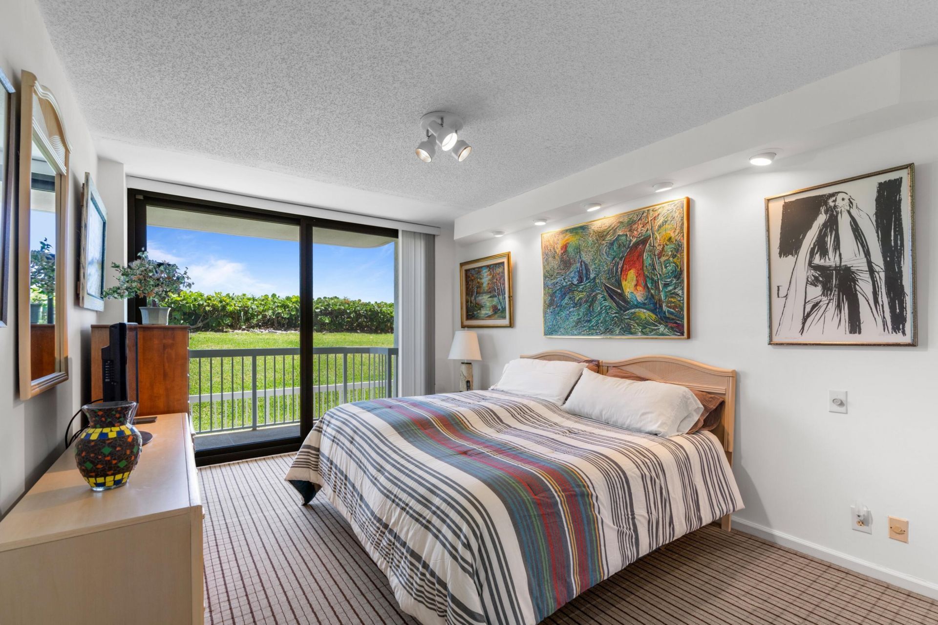 3300 S Ocean Boulevard, Unit 103s, Palm Beach, FL 33480 Photo