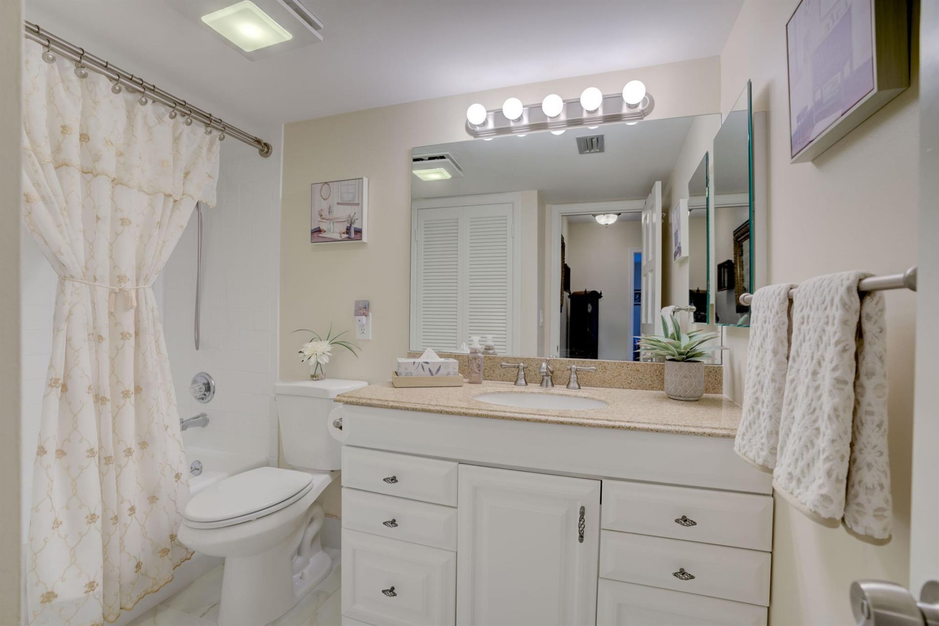 300 N Highway A1a, Unit A201, Jupiter, FL 33477 Photo