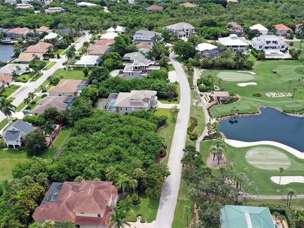 321 Hideaway CIR S, MARCO ISLAND, FL 34145