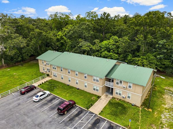 872 Deerwood Lane, Chipley, FL 32428