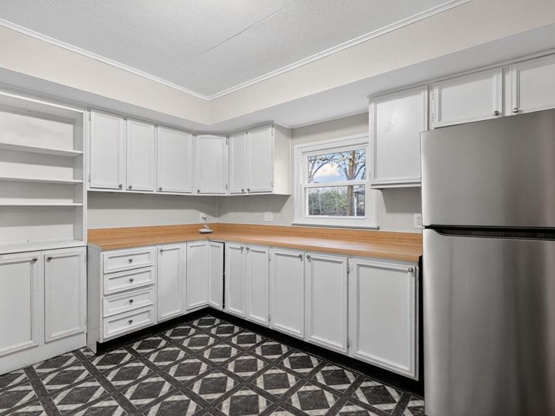 290 S Hampton Road, Columbus, OH 43213 Photo 11