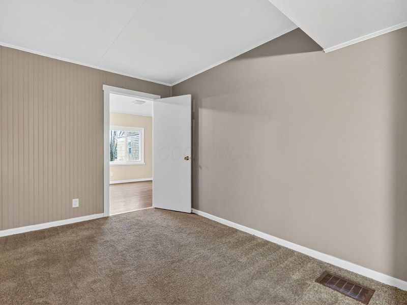 290 S Hampton Road, Columbus, OH 43213 Photo 18