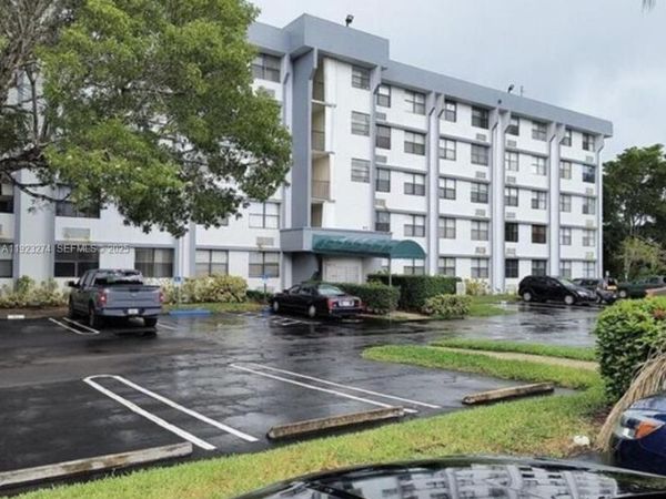 2501 Riverside Dr, Unit 402-A, Coral Springs, FL 33065