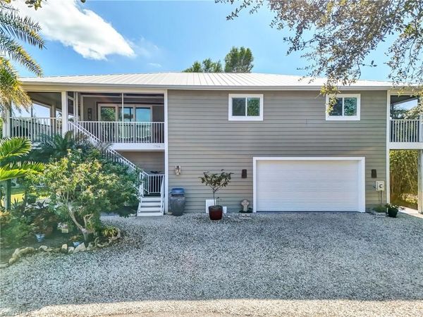 7704 Myrsine CIR, Unit 10, BOKEELIA, FL 33922