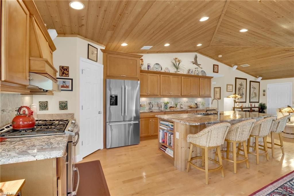 7704 Myrsine Cir, Unit 10, Bokeelia, FL 33922 Photo