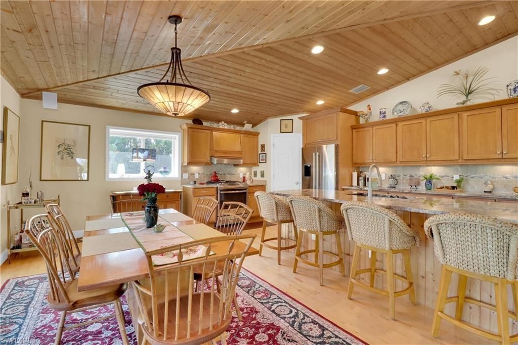 7704 Myrsine Cir, Unit 10, Bokeelia, FL 33922 Photo